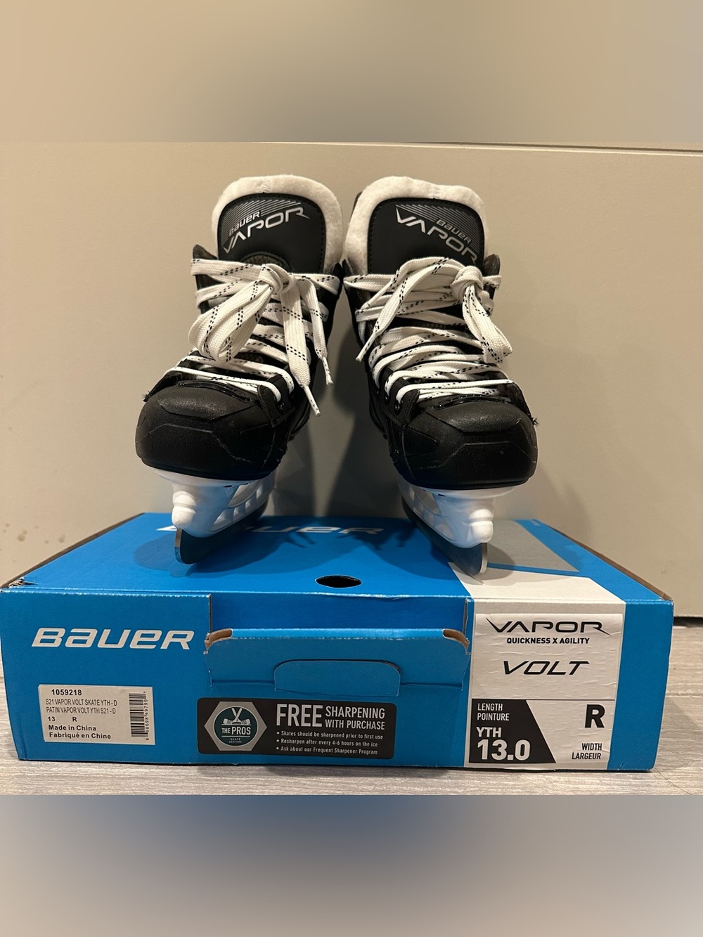 Bauer Vapor Volt Youth Skates